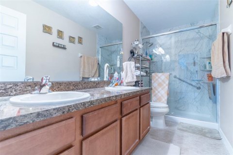 House in Kissimmee, Florida 4 bedrooms, 288.74 sq.m. № 2114390 - photo 16
