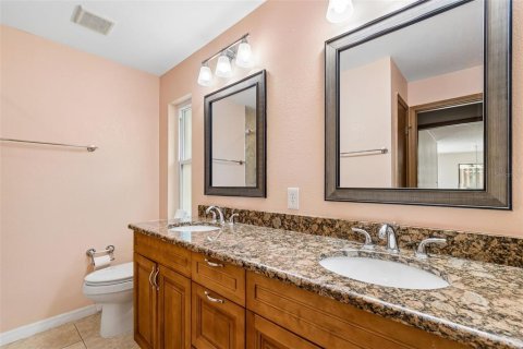 Villa ou maison à vendre à Palm Harbor, Floride: 3 chambres, 175.86 m2 № 2092186 - photo 17