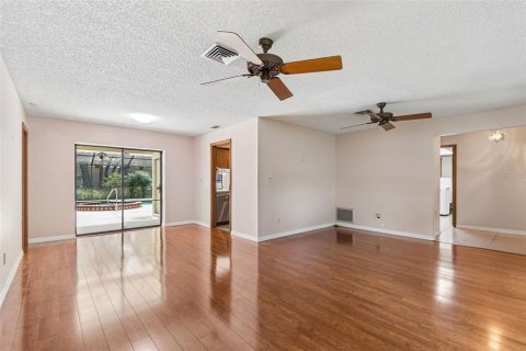 Villa ou maison à vendre à Palm Harbor, Floride: 3 chambres, 175.86 m2 № 2092186 - photo 28