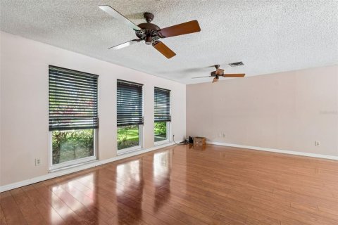 Villa ou maison à vendre à Palm Harbor, Floride: 3 chambres, 175.86 m2 № 2092186 - photo 26