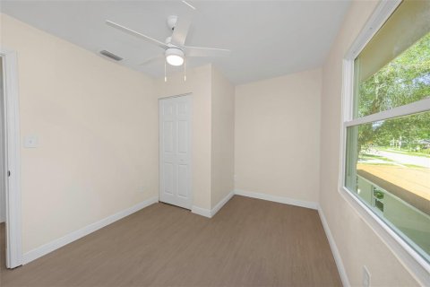 Villa ou maison à vendre à Saint Petersburg, Floride: 4 chambres, 177.07 m2 № 2419522 - photo 24