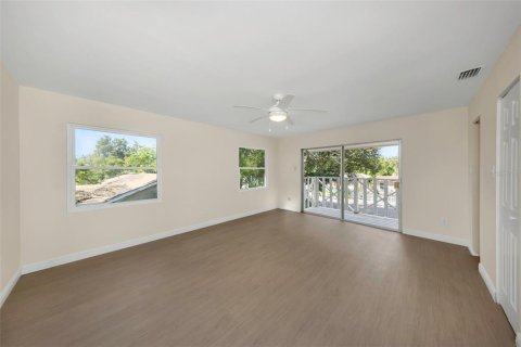 Villa ou maison à vendre à Saint Petersburg, Floride: 4 chambres, 177.07 m2 № 2419522 - photo 20