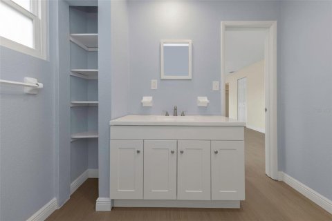 Villa ou maison à vendre à Saint Petersburg, Floride: 4 chambres, 177.07 m2 № 2419522 - photo 22