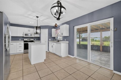 Villa ou maison à vendre à Eagle Lake, Floride: 5 chambres, 274.25 m2 № 2412743 - photo 14