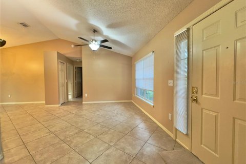 House in Apopka, Florida 3 bedrooms, 141.58 sq.m. № 1903157 - photo 5