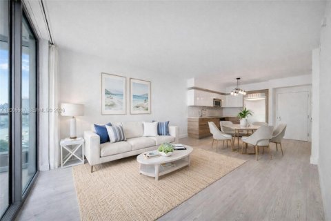 Condominio en Miami, Florida, 1 dormitorio  № 2068788
