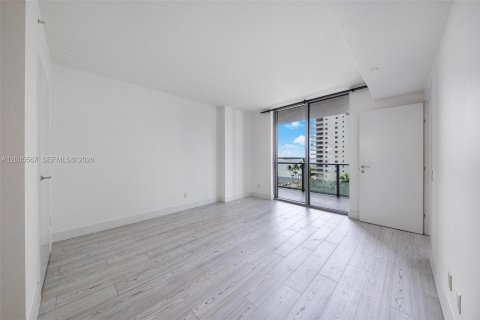 Condominio en venta en Miami, Florida, 1 dormitorio, 64.66 m2 № 2068788 - foto 7