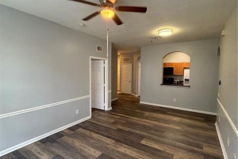 Condo in Orlando, Florida, 2 bedrooms  № 2201564 - photo 2