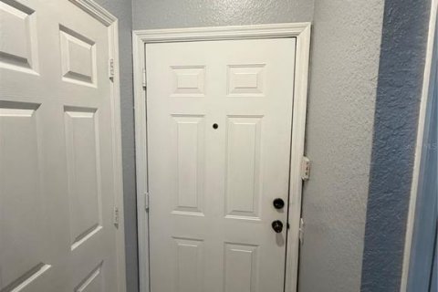 Condo in Orlando, Florida, 2 bedrooms  № 2201564 - photo 4
