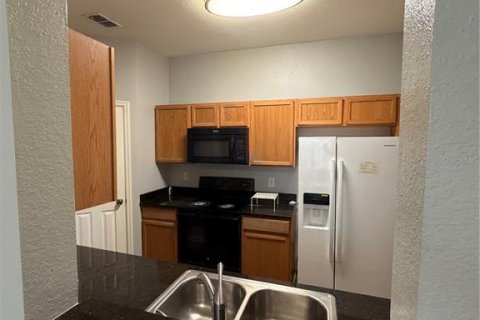 Condo in Orlando, Florida, 2 bedrooms  № 2201564 - photo 6