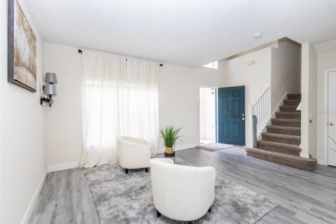 Villa ou maison à vendre à Poinciana, Floride: 4 chambres, 194.54 m2 № 2208142 - photo 4