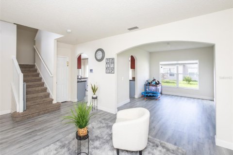 Villa ou maison à vendre à Poinciana, Floride: 4 chambres, 194.54 m2 № 2208142 - photo 5