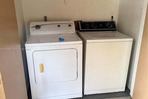 Copropriété à vendre à Miami, Floride: 1 chambre, 54.63 m2 № 2001837 - photo 12