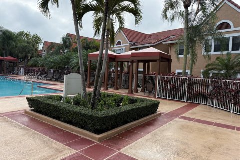 Copropriété à vendre à Miami, Floride: 1 chambre, 54.63 m2 № 2001837 - photo 15