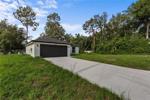 House in Orange City, Florida 3 bedrooms, 119.84 sq.m. № 1831311 - photo 2