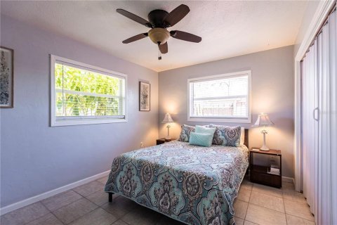 House in Englewood, Florida 2 bedrooms, 95.69 sq.m. № 1574868 - photo 19