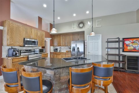 House in Apollo Beach, Florida 4 bedrooms, 215.25 sq.m. № 2200366 - photo 24