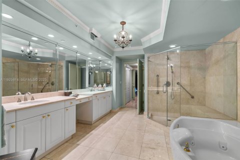 Condominio en venta en Aventura, Florida, 3 dormitorios, 304.16 m2 № 1985752 - foto 11