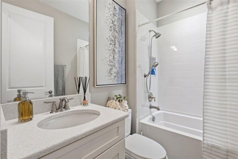 Villa ou maison à vendre à Palmetto, Floride: 4 chambres, 221.01 m2 № 2131611 - photo 9