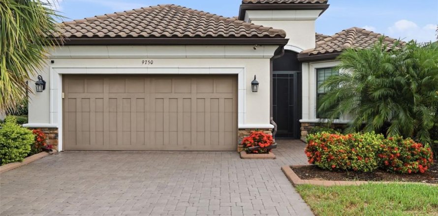 Villa ou maison à Palmetto, Floride 4 chambres, 221.01 m2 № 2131611