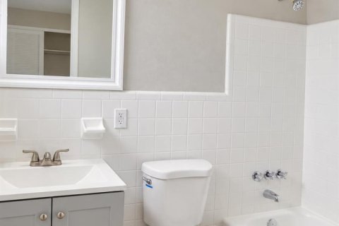 Appartement à louer à Wilton Manors, Floride: 1 chambre, 65.03 m2 № 2412351 - photo 10