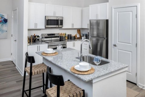 Apartamento en alquiler en Winter Haven, Florida, 2 dormitorios, 109.62 m2 № 1781015 - foto 8
