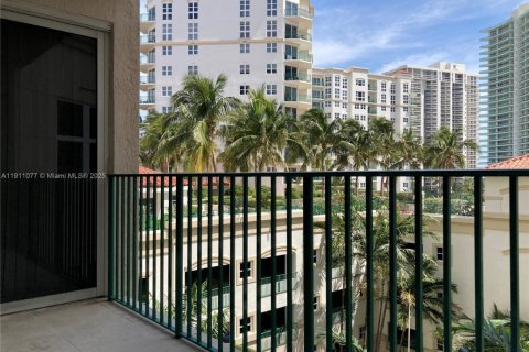 Condo in Aventura, Florida, 1 bedroom № 1967193 - photo 20