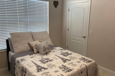 Condo in Bradenton, Florida, 3 bedrooms  № 1573064 - photo 17
