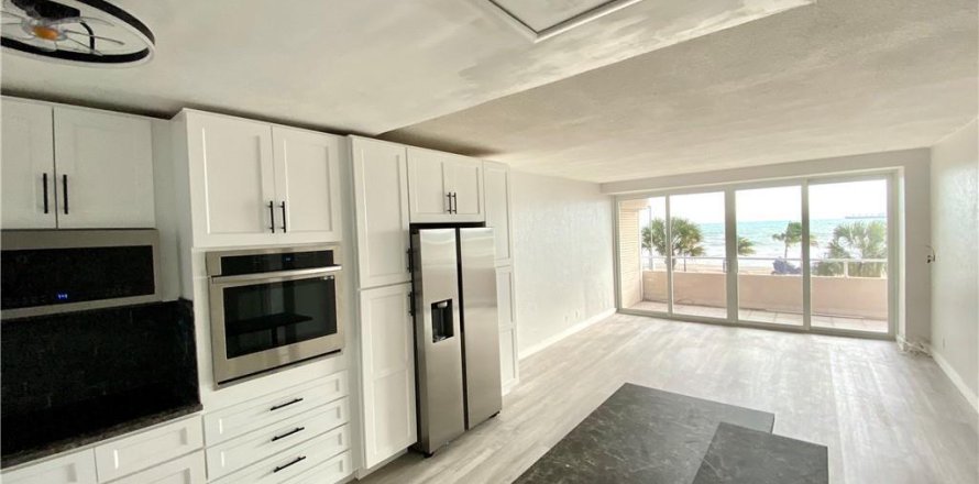 Condo in Fort Lauderdale, Florida, 1 bedroom  № 2189709