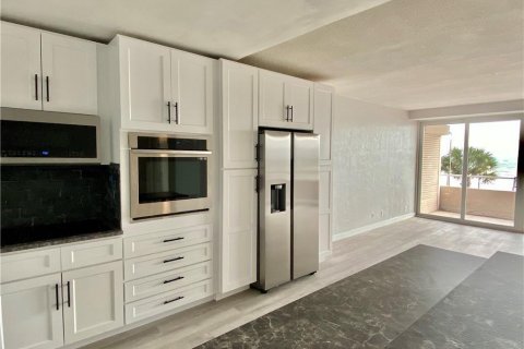 Condo in Fort Lauderdale, Florida, 1 bedroom  № 2189709 - photo 4