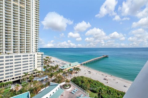 Condo in Sunny Isles Beach, Florida, 3 bedrooms  № 1958677 - photo 8