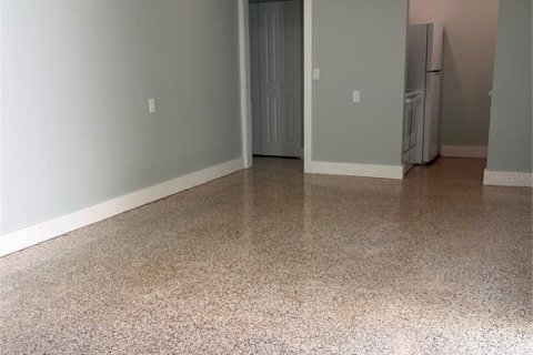 Apartment in Saint Petersburg, Florida 2 bedrooms, 60.39 sq.m. № 2225865 - photo 27