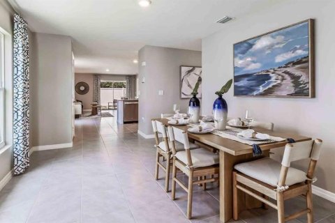 Villa ou maison à louer à Zephyrhills, Floride: 3 chambres, 144.93 m2 № 2103463 - photo 2