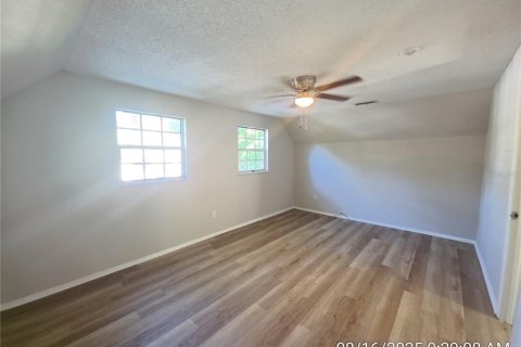 House in Clearwater, Florida 3 bedrooms, 107.4 sq.m. № 1848547 - photo 13