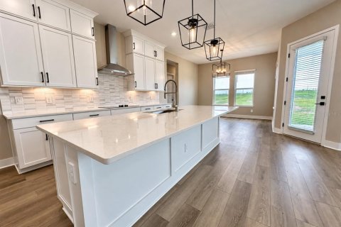 House in Winter Garden, Florida 5 bedrooms, 361.3 sq.m. № 2377796 - photo 9