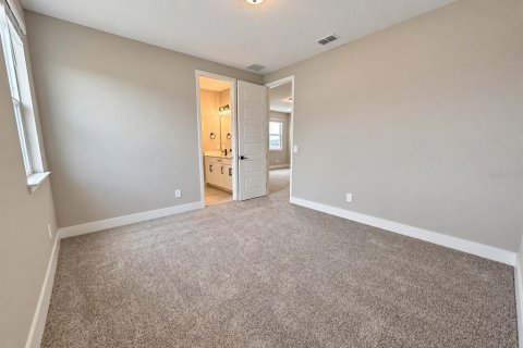 House in Winter Garden, Florida 5 bedrooms, 361.3 sq.m. № 2377796 - photo 23