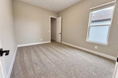 House in Winter Garden, Florida 5 bedrooms, 361.3 sq.m. № 2377796 - photo 12