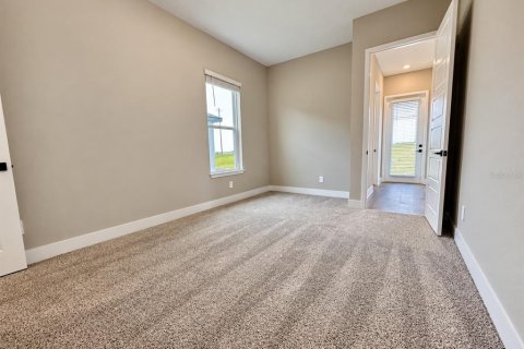 House in Winter Garden, Florida 5 bedrooms, 361.3 sq.m. № 2377796 - photo 13