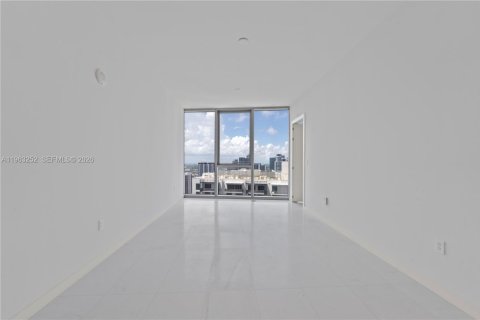 Copropriété à louer à Miami, Floride: 3 chambres, 328.5 m2 № 2026858 - photo 20