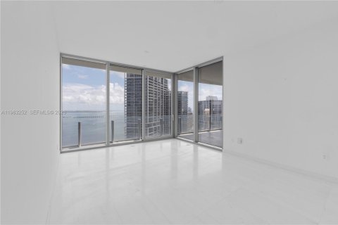 Copropriété à louer à Miami, Floride: 3 chambres, 328.5 m2 № 2026858 - photo 9