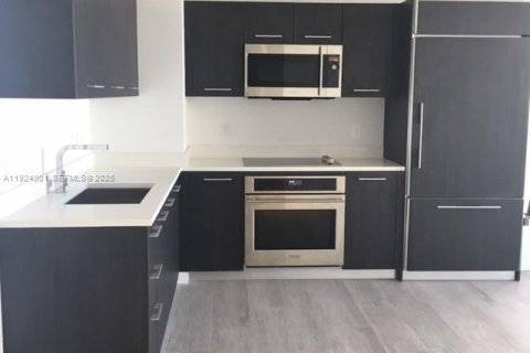 Appartement à louer à Miami, Floride: 2 chambres, 96.8 m2 № 1982842 - photo 12