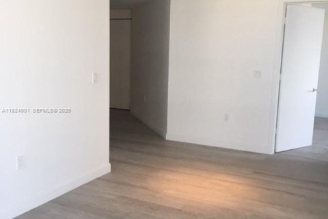 Appartement à louer à Miami, Floride: 2 chambres, 96.8 m2 № 1982842 - photo 8