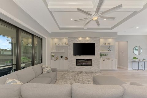Villa ou maison à vendre à Port Charlotte, Floride: 3 chambres, 178.19 m2 № 2389153 - photo 10