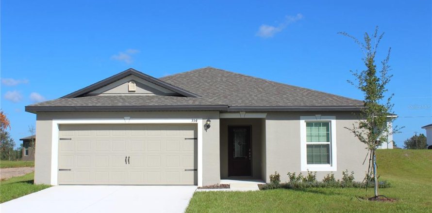 House in Poinciana, Florida 3 bedrooms, 130.16 sq.m. № 1680558