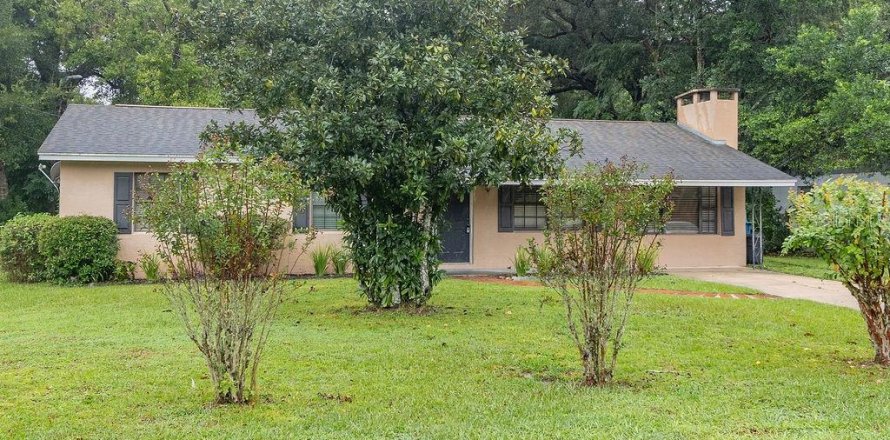 Villa ou maison à DeLand, Floride 3 chambres, 140.93 m2 № 2415084