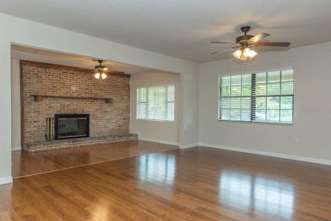 Villa ou maison à louer à DeLand, Floride: 3 chambres, 140.93 m2 № 2415084 - photo 5
