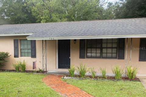 Villa ou maison à louer à DeLand, Floride: 3 chambres, 140.93 m2 № 2415084 - photo 2
