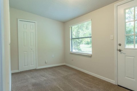 Villa ou maison à louer à DeLand, Floride: 3 chambres, 140.93 m2 № 2415084 - photo 8