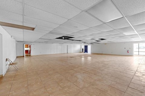 Immobilier commercial à vendre à Winter Park, Floride: 1527.03 m2 № 2144120 - photo 17