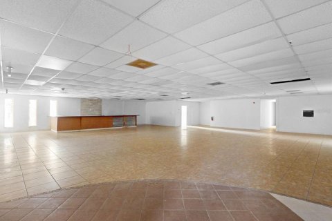Immobilier commercial à vendre à Winter Park, Floride: 1527.03 m2 № 2144120 - photo 4